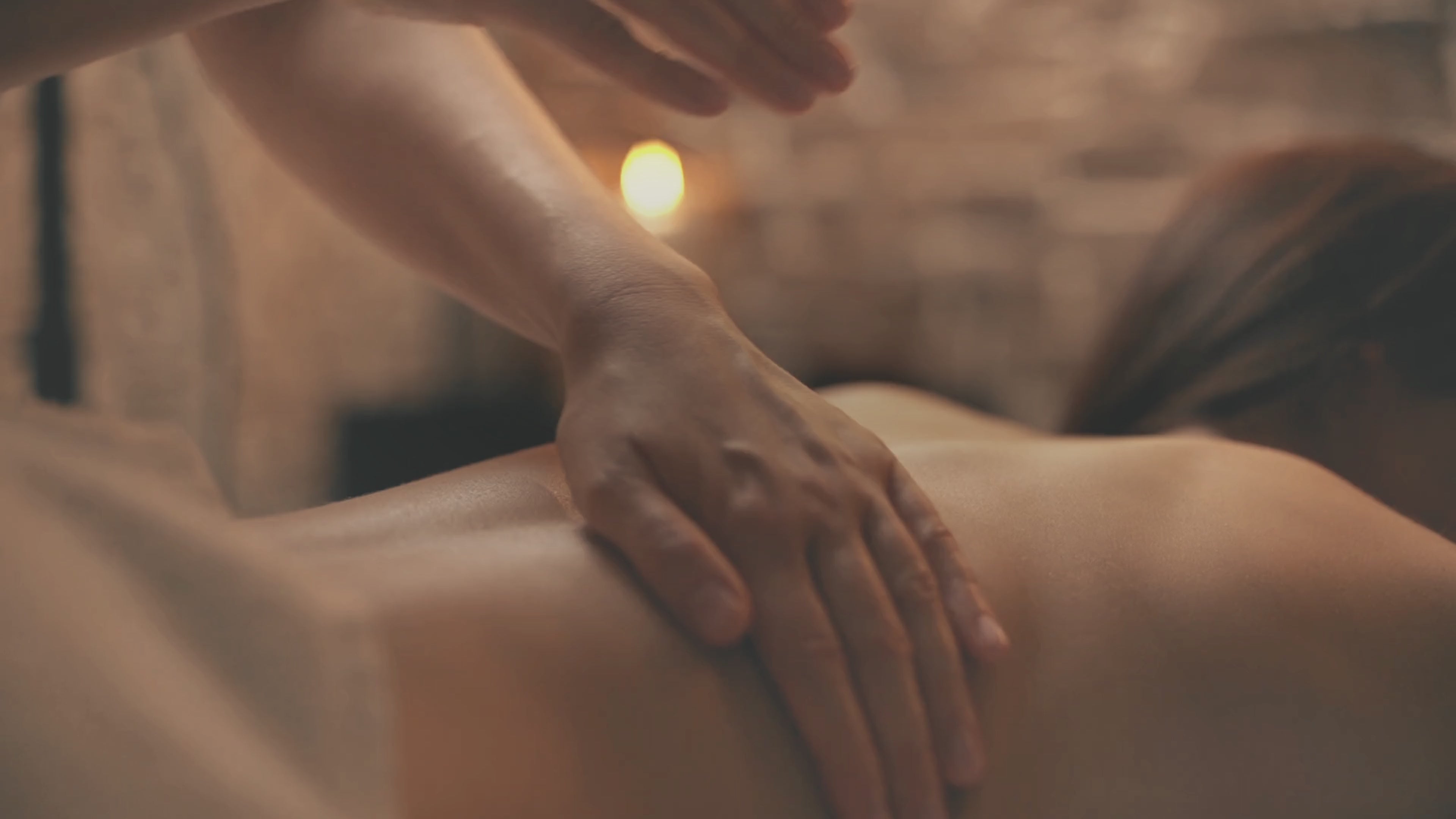 Carregar vídeo: Mês da Mulher